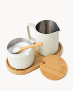 Set de leche y azúcar de acero inoxidable con bandeja de bambú
