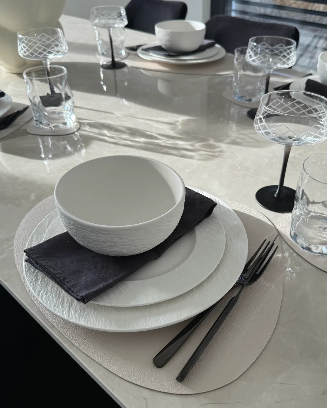 Vajilla Oasis 16 piezas para 4 personas con platos hondos