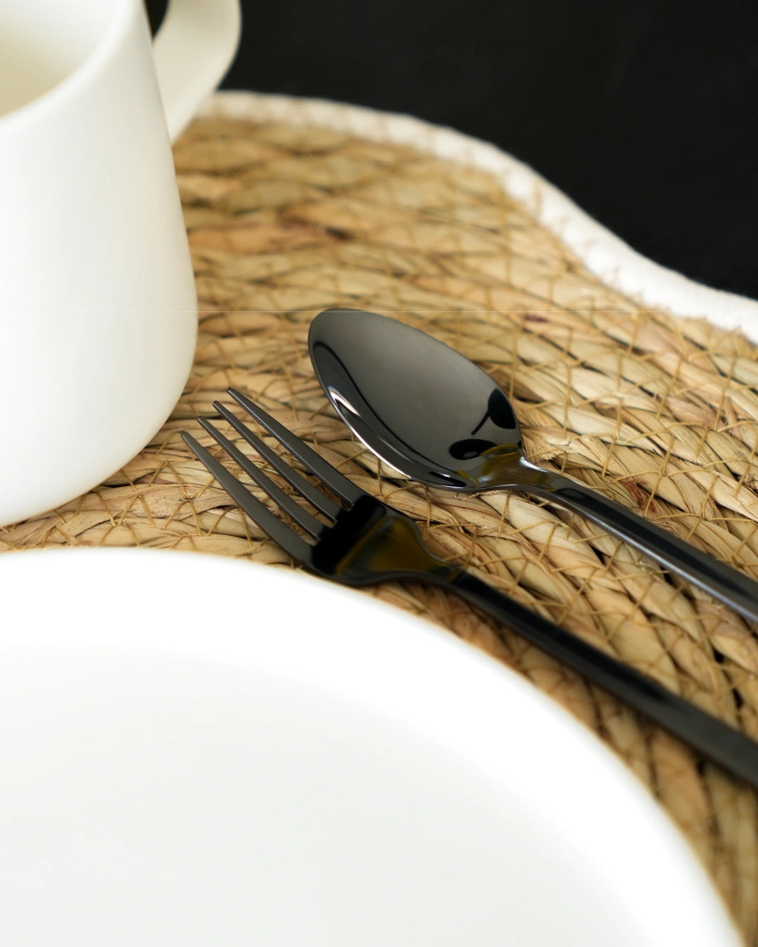 Set de cubiertos negros de acero inoxidable 18/10